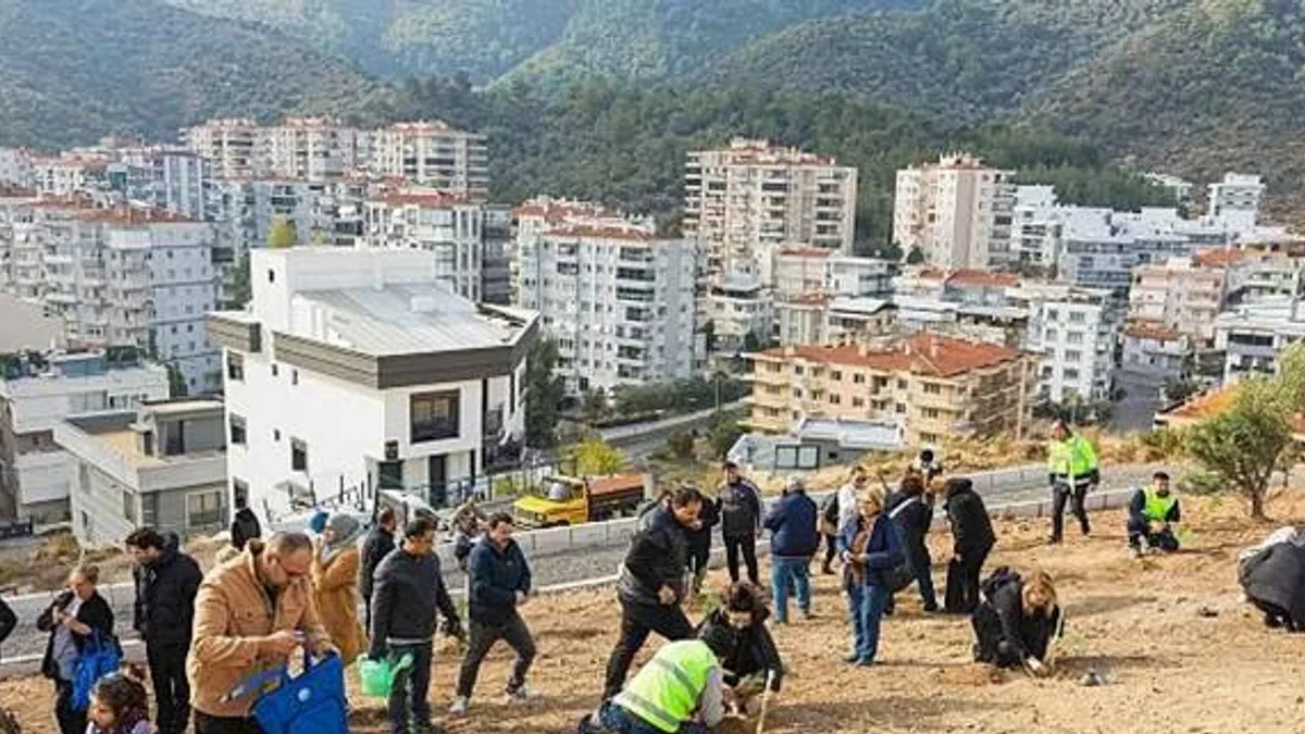 Fidanlar çocuklar için dikildi..