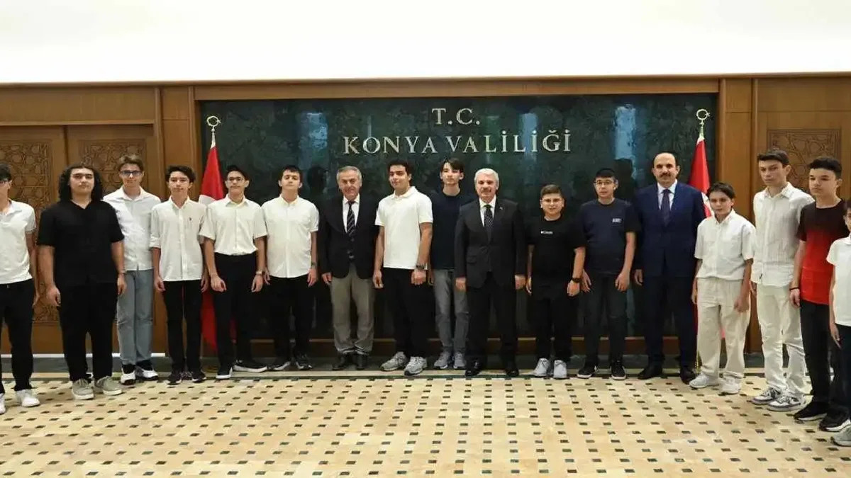 Konya'da Vali Akın ve Başkan Altay şampiyonlarla buluştu