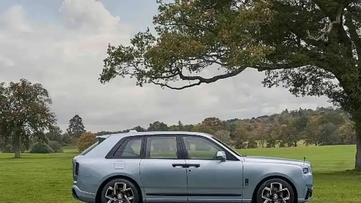 Rolls-Royce, eşsiz Cullinan Daisy'yi tanıtıyor
